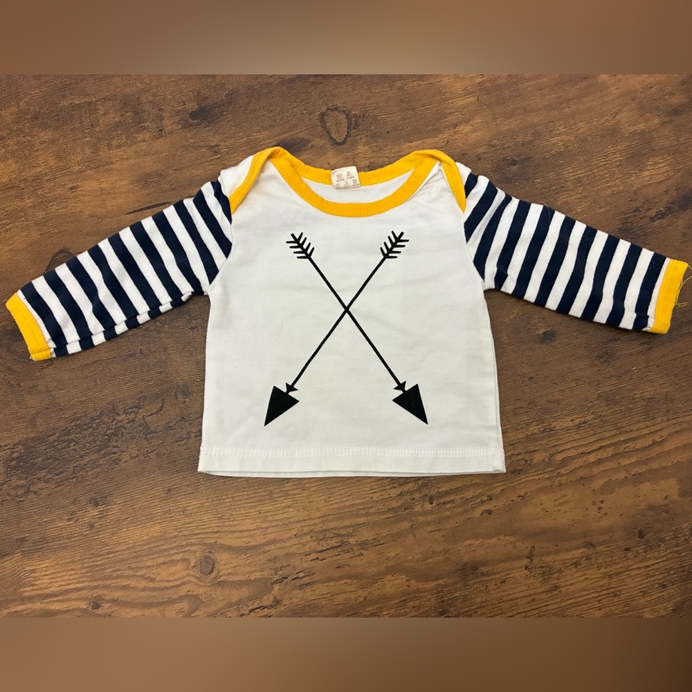 Striped Infant Two Piece Outfit - Picture 2 of 4